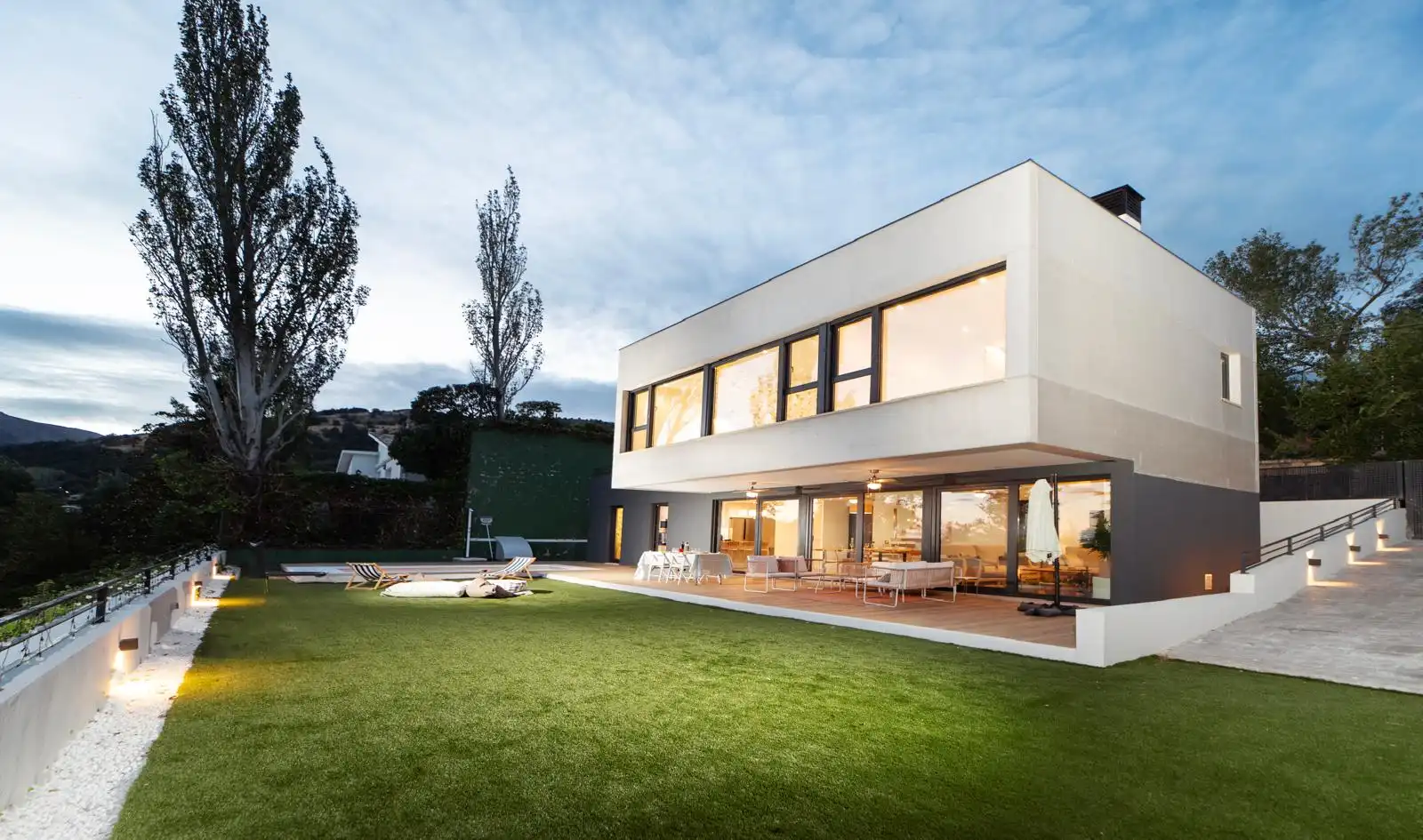 Casa amb terrassa en venda a Calle de Restituto Moreno, imagen 2