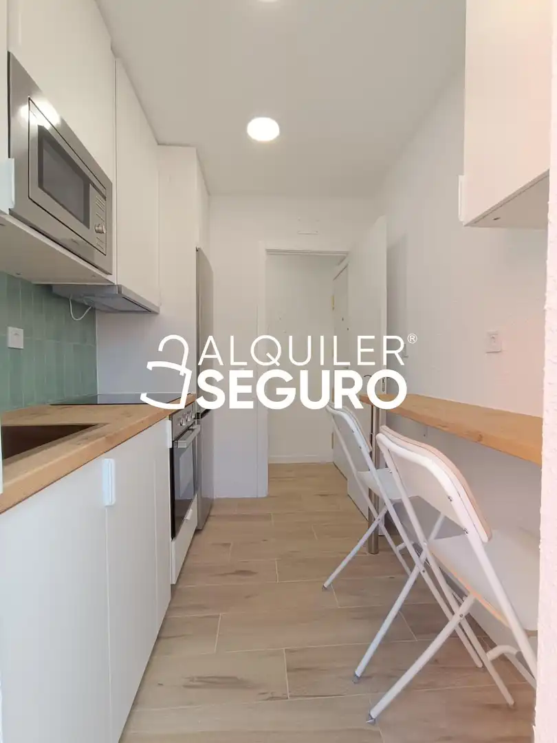 Kitchen of Flat for rent in Leganés  with Heating and Terrace