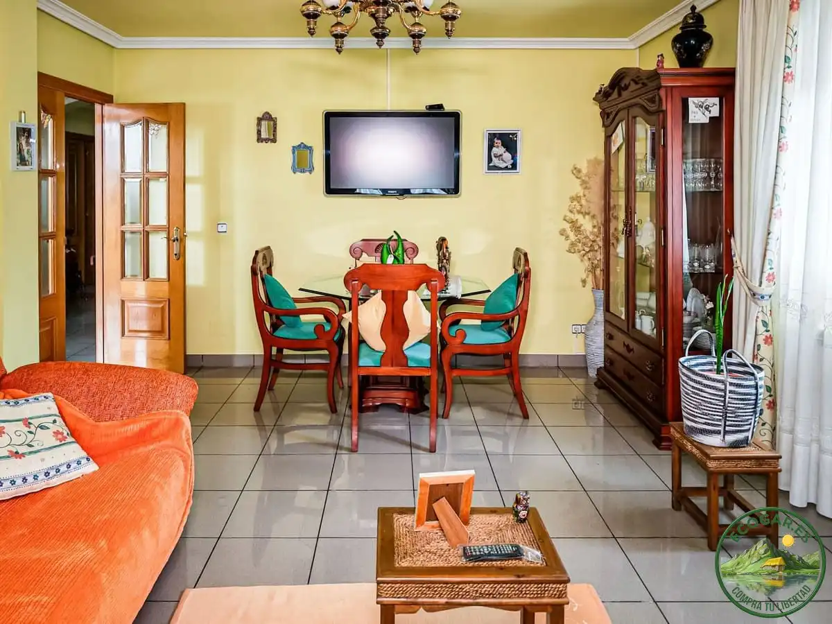 Sala de estar de Casa o chalet en venta en Cacabelos con Calefacción, Jardín privado y Terraza