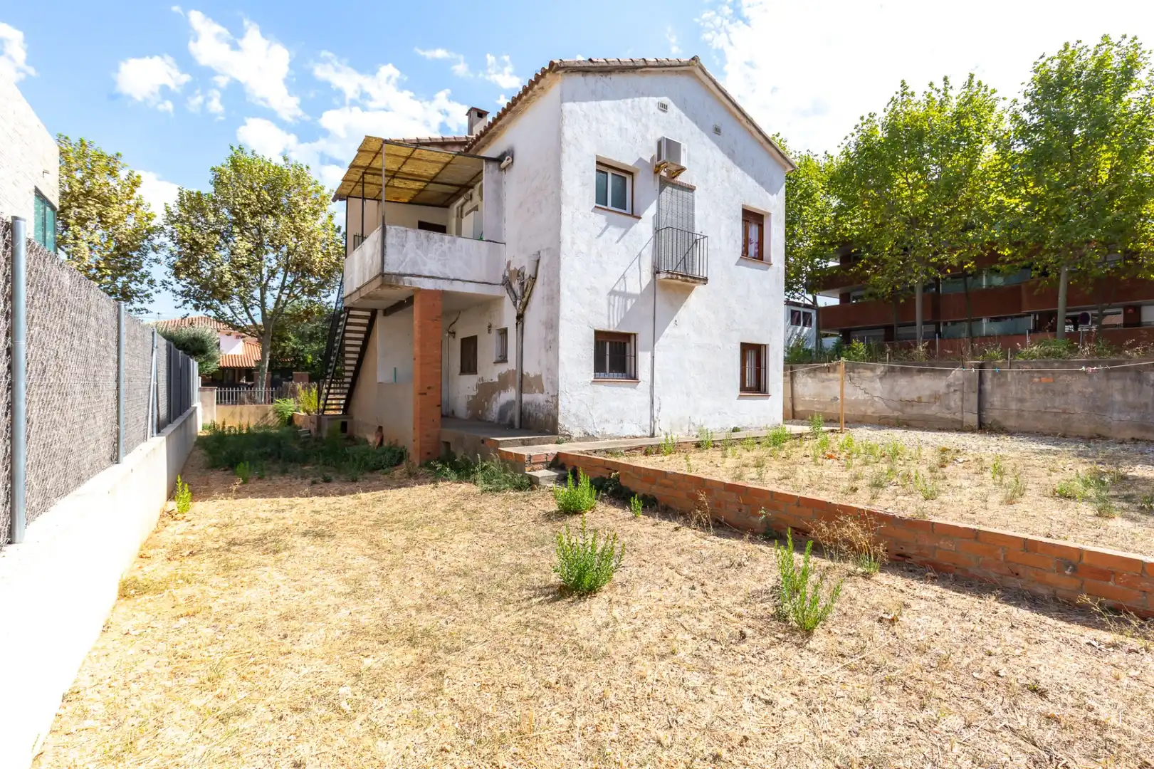 Vista exterior de Casa o xalet en venda en Sant Cugat del Vallès amb Aire condicionat, Calefacció i Terrassa