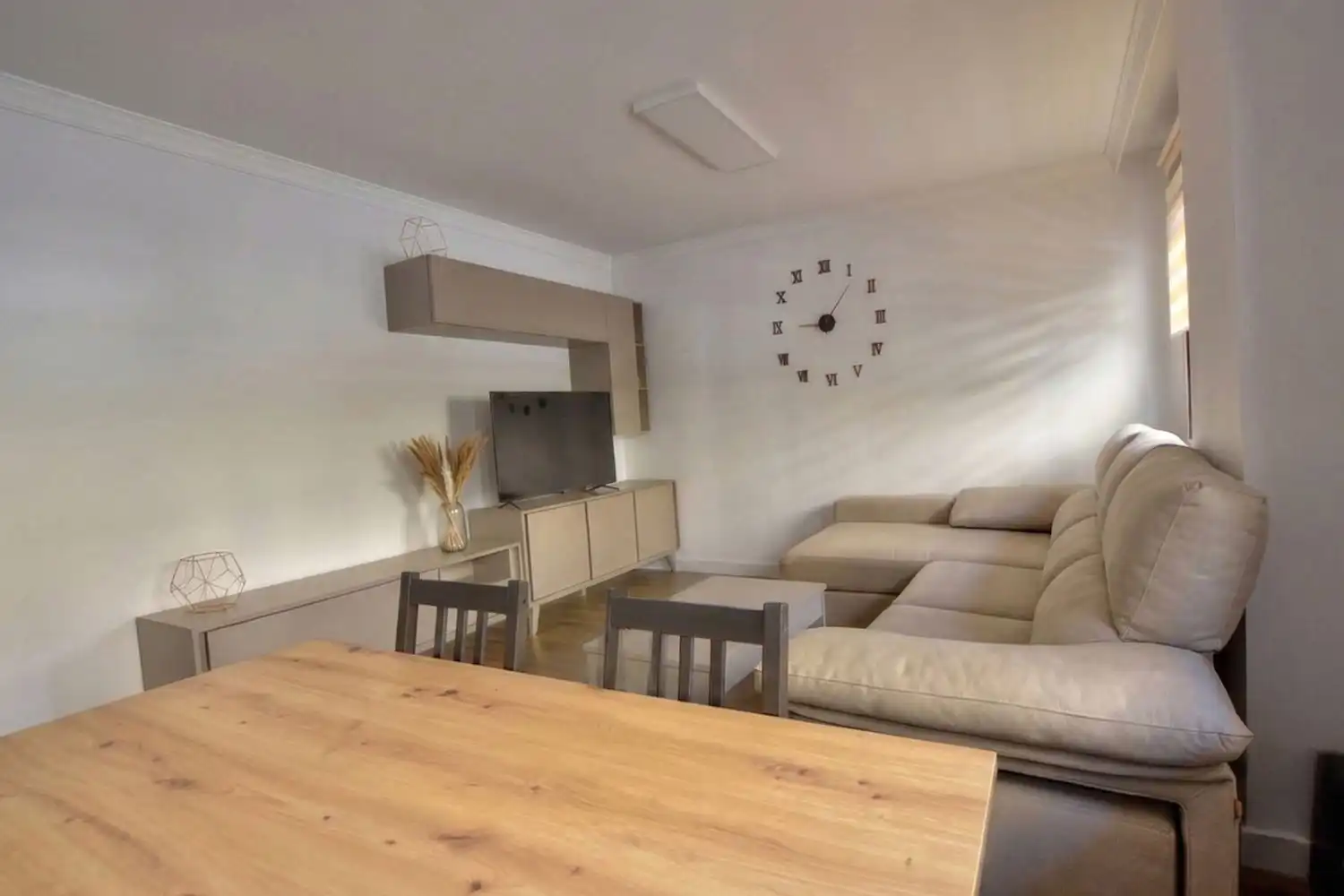 Sala de estar de Piso en venta en Oviedo  con Aire acondicionado, Calefacción y Jardín privado