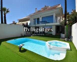 Exterior view of House or chalet to rent in Sant Pere de Ribes  with Air Conditioner, Terrace and Swimming Pool