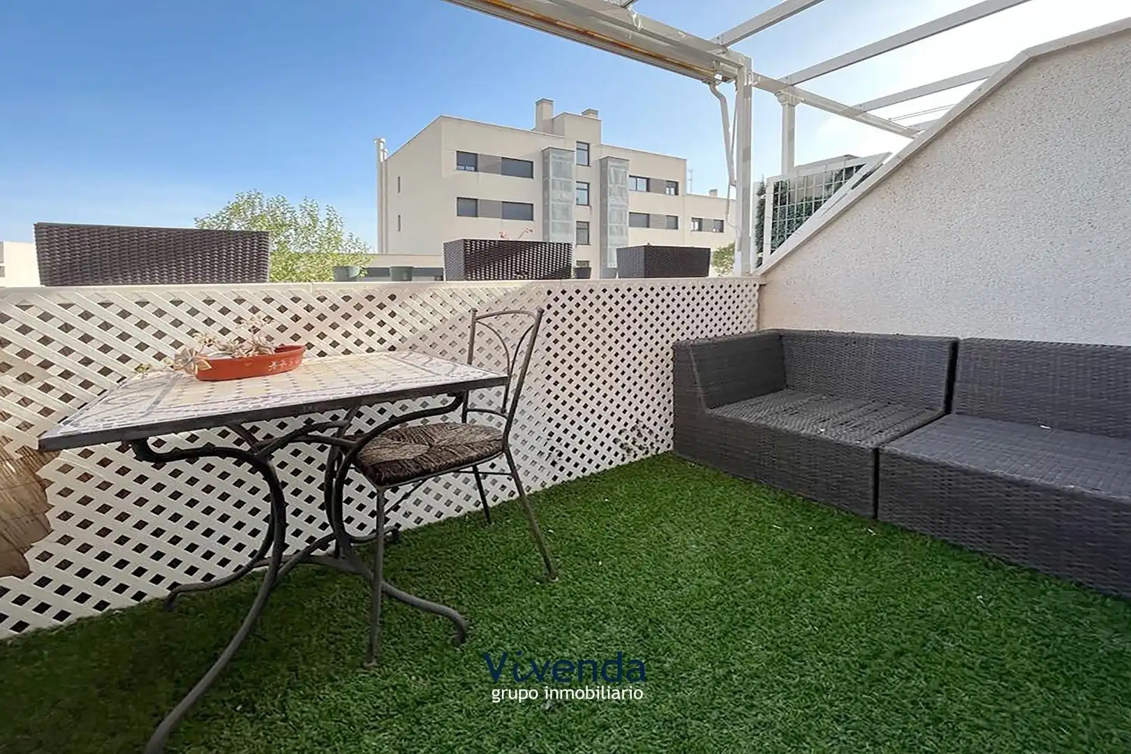 Planta baja de alquiler en Calle MOTRIL, Zona el Caño
