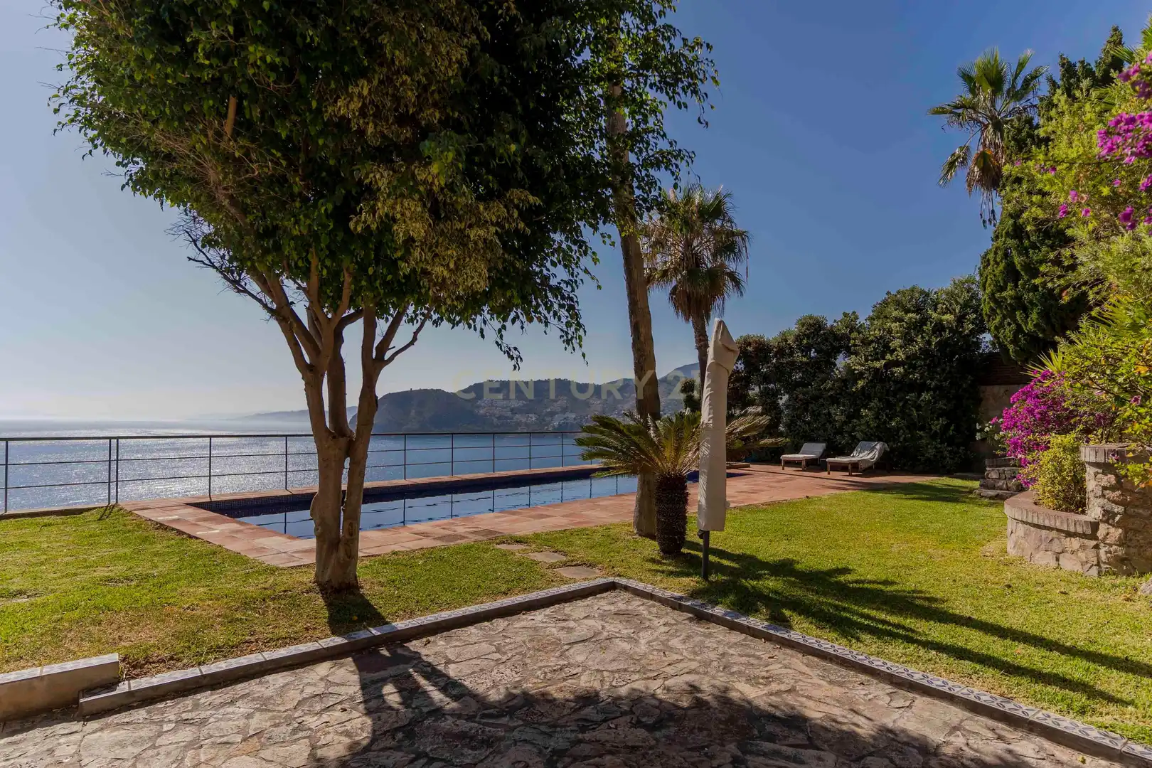 Garden of Houses for sale in Almuñécar  with Air Conditioner, Private garden and Storage room