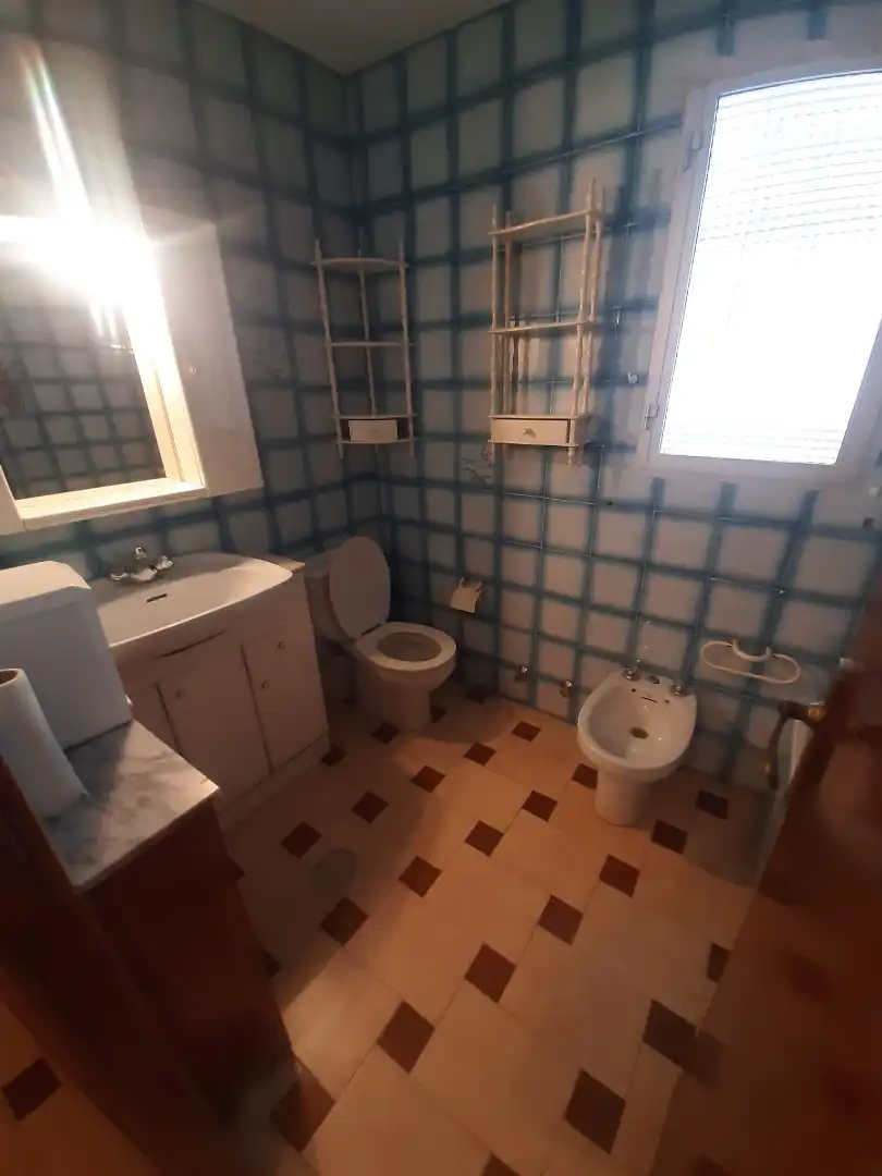 Baño de Piso en venta en Úbeda con Amueblado y Balcón