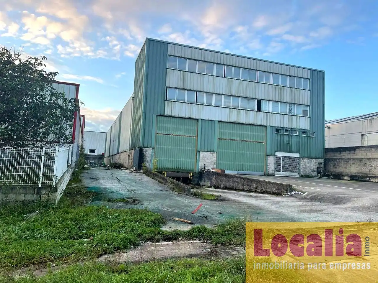 Exterior view of Industrial buildings for rent in Los Corrales de Buelna 