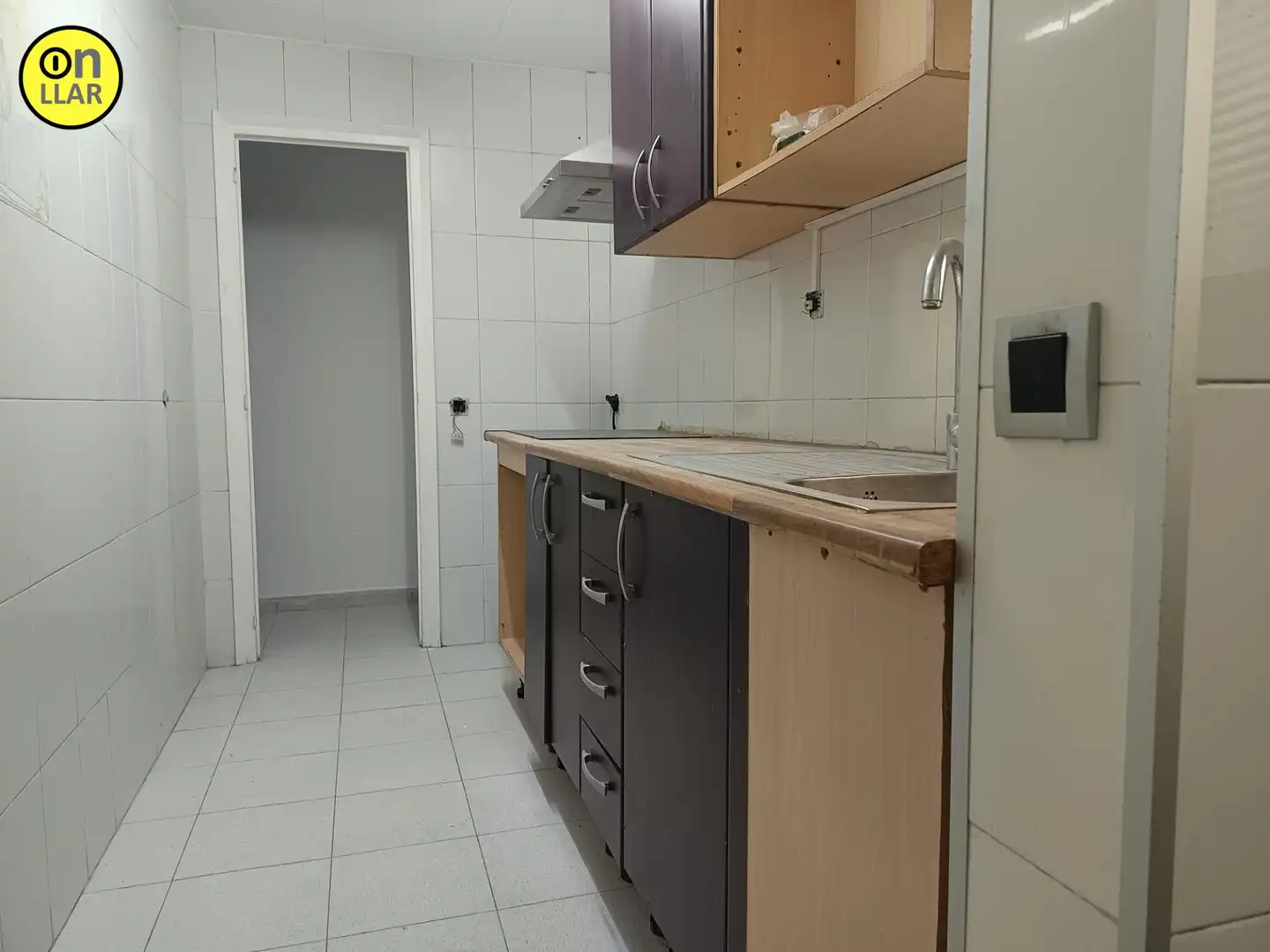 Cuina de Pis en venda en Ripollet amb Terrassa i Balcó
