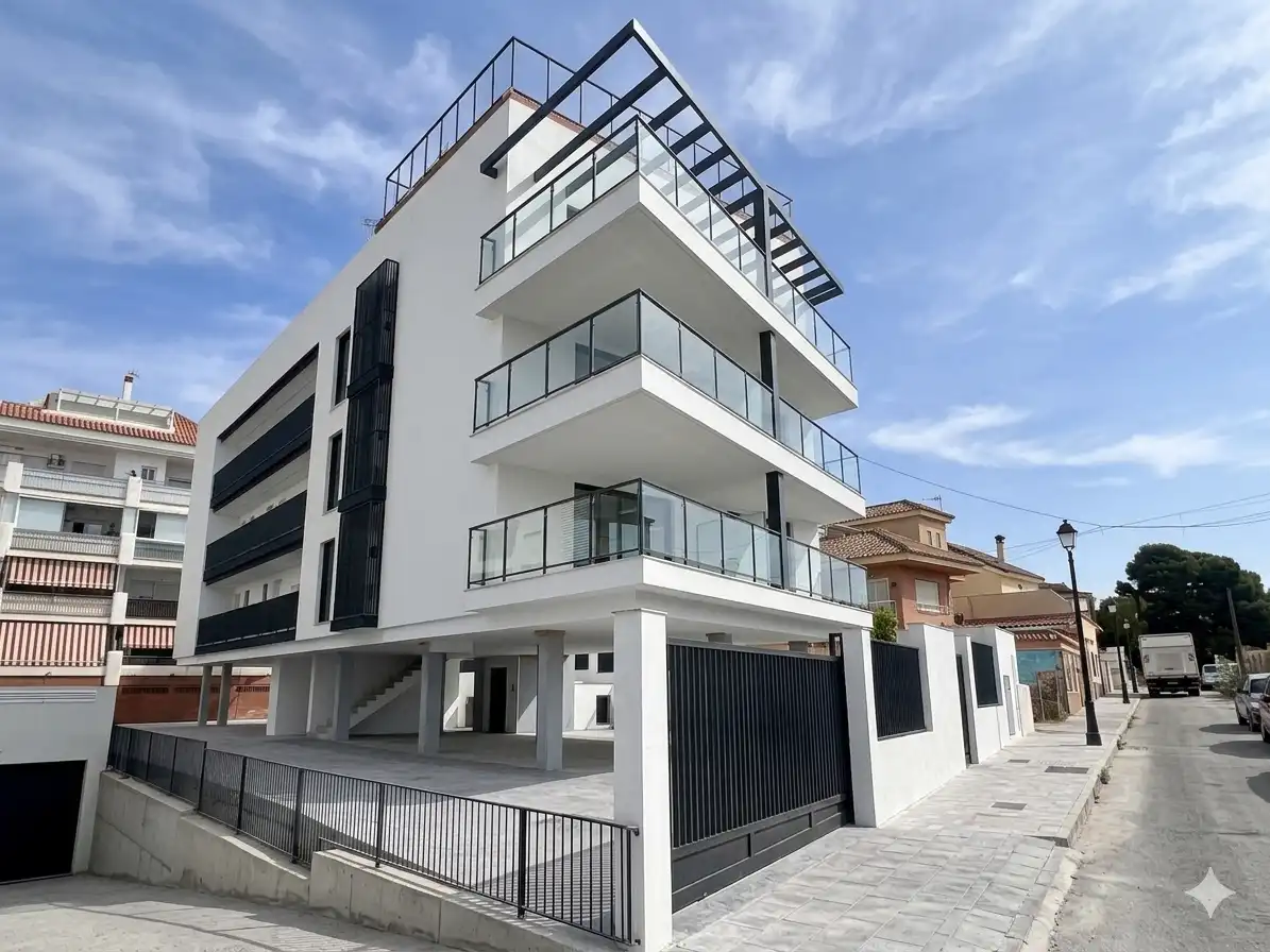Vista exterior de Apartamento en venta en Fuengirola con Aire acondicionado, Terraza y Piscina