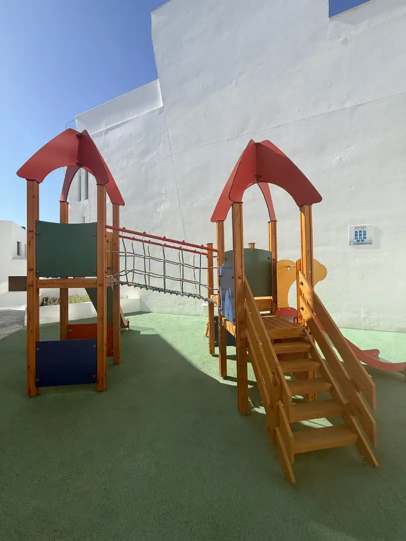 Jardí de Pis en venda en Estepona amb Aire condicionat, Terrassa i Internet