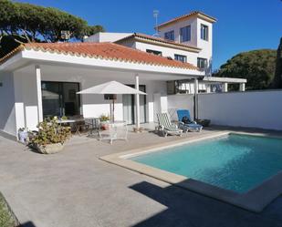 Piscina de Casa o xalet en venda en Chiclana de la Frontera amb Traster, Piscina i Forn