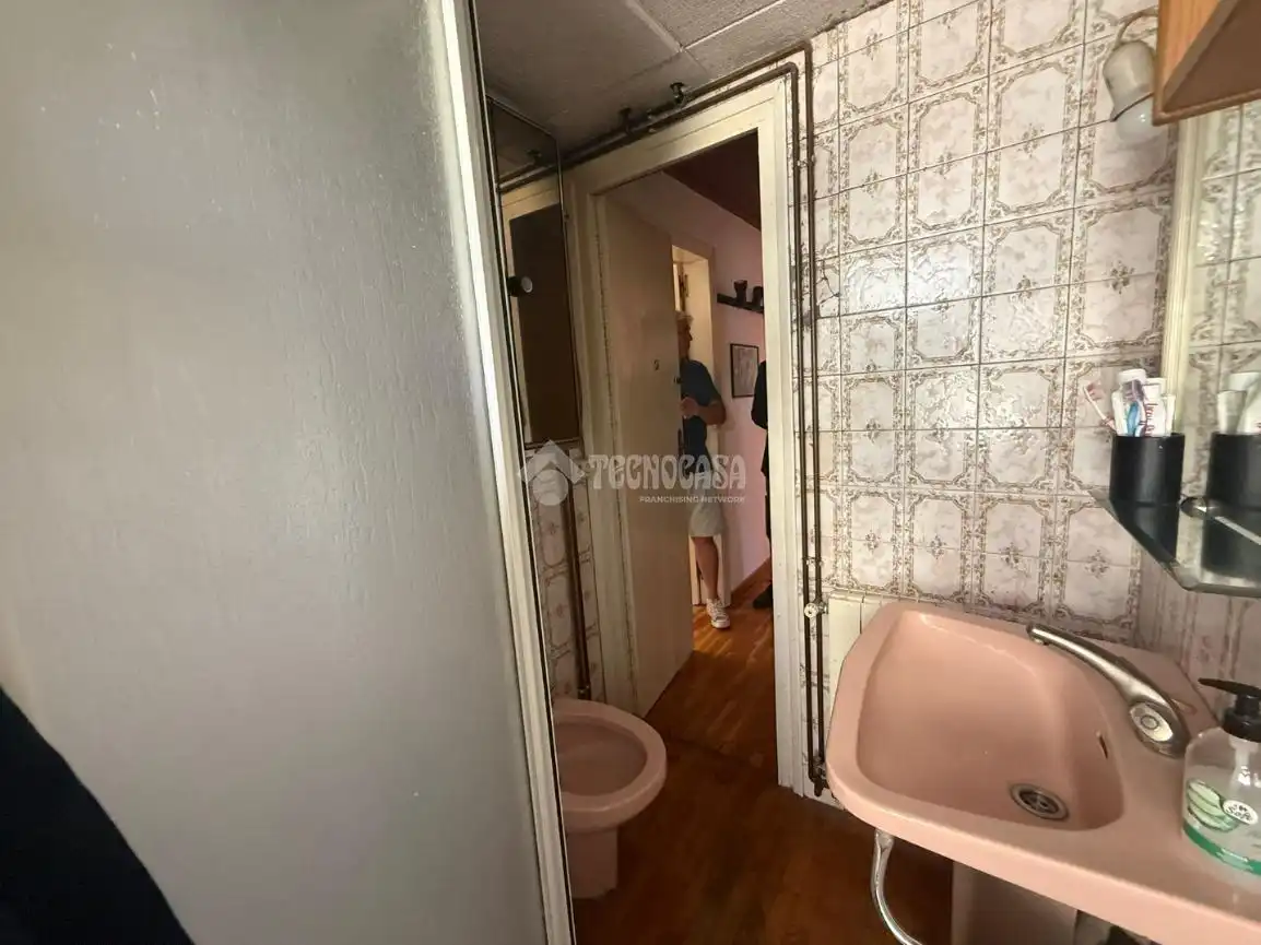 Baño de Piso en venta en Barcelona con Aire acondicionado, Calefacción y Terraza