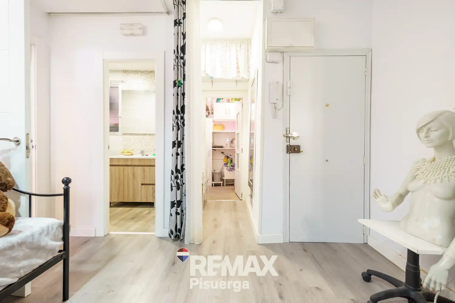 Ground floor for sale in Valladolid  with Storage room