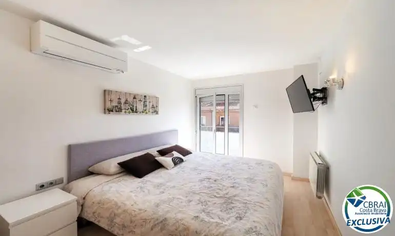 Dormitori de Àtic en venda en Roses amb Aire condicionat, Calefacció i Terrassa