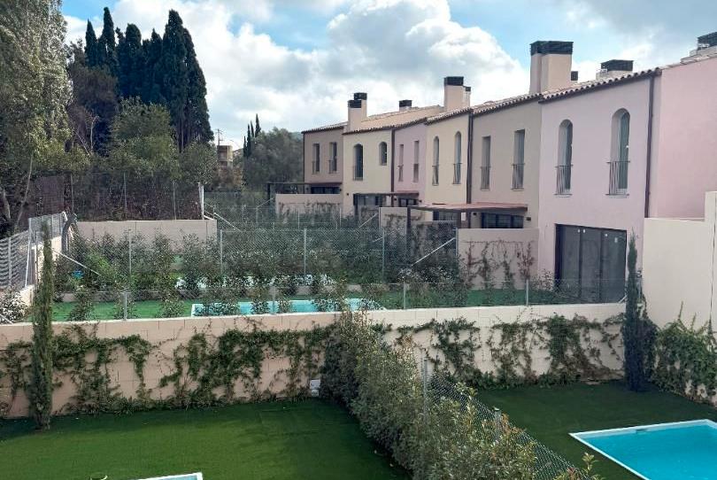 Foto 1 de vivenda d'obra nova a Pis en venda a Carrer L'avi Rajoler, Pals, Girona