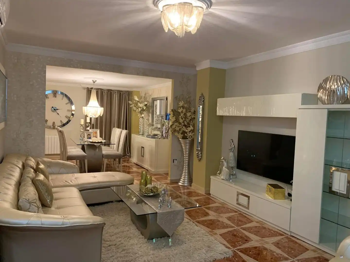 Detached house with terrace for sale in Calle Buitreras