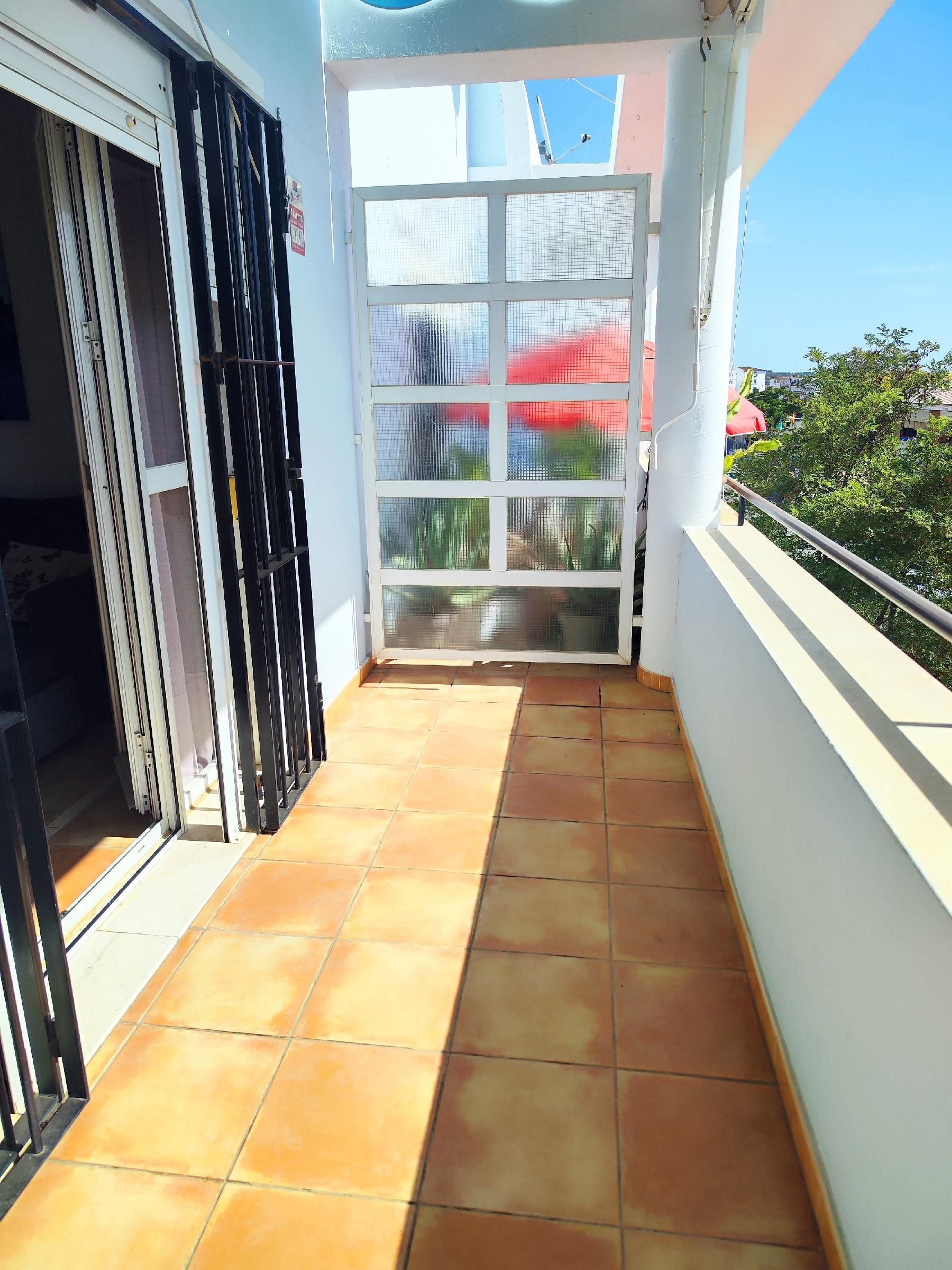 Vista exterior de Apartamento en venta en Ayamonte con Aire acondicionado, Terraza y Trastero