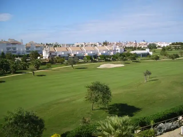 Apartment with pool to rent in Avenida de la Ballena 6, imagen 3
