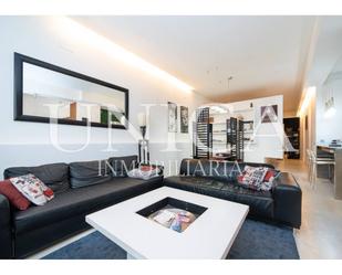 Flat for sale in  Madrid Capital  with Air Conditioner, Heating and Furnished