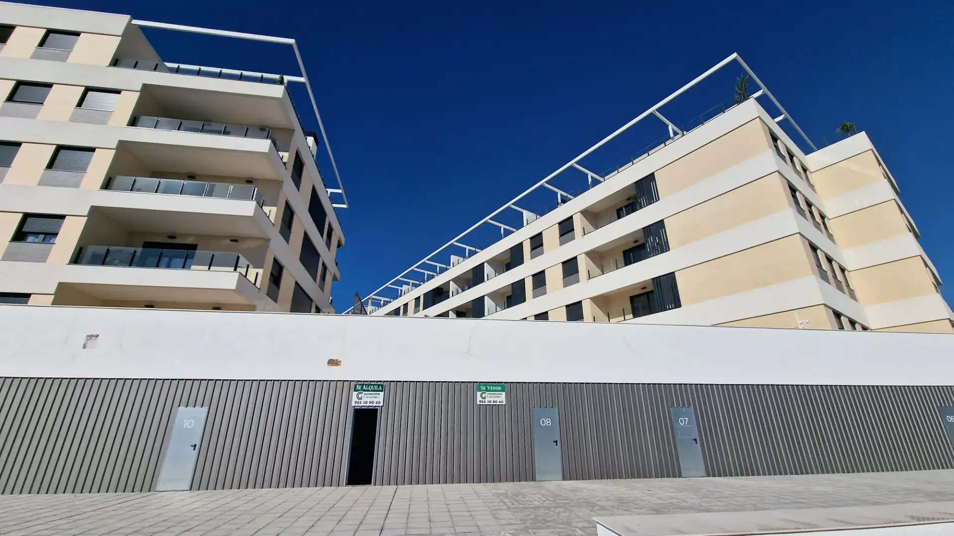Gewerbefläche zur Miete in Calle Santa Ángela de la Cruz 2