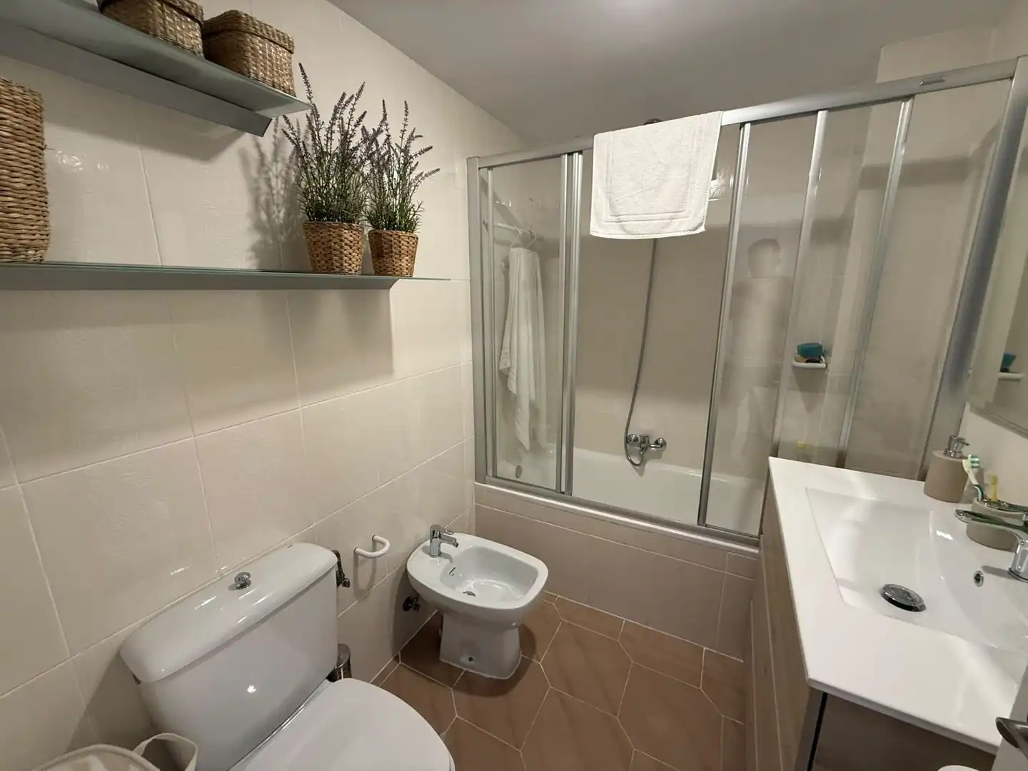 Bathroom of Duplexes for sale in Noja  with Heating, Parquet flooring and Terrace