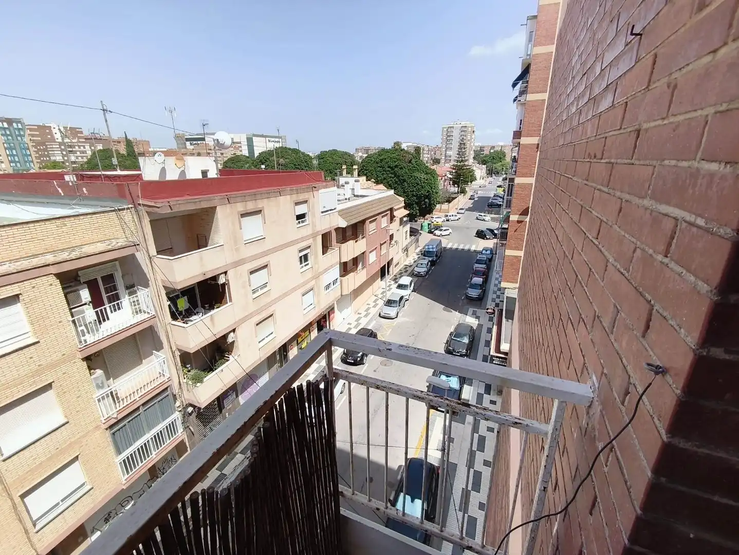 Vista exterior de Pis en venda en Cartagena amb Forn, Rentadora i Balcó