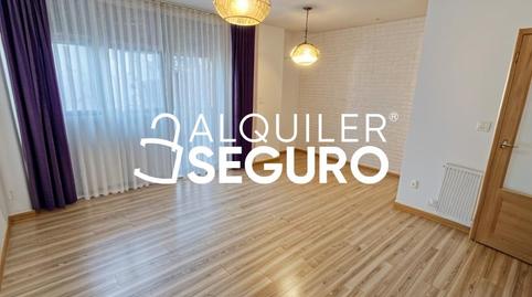 Foto 2 de Pis de lloguer a De Rigel, Sur - PAU 4, Madrid