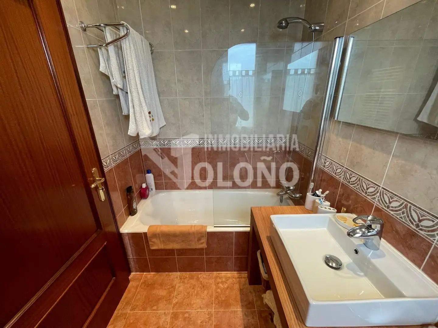 Bathroom of Houses for sale in Labastida / Bastida  with Heating, Private garden and Parquet flooring