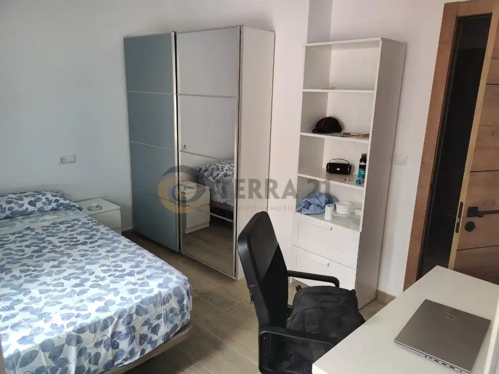 Habitación de Piso de alquiler en Jaén con Amueblado