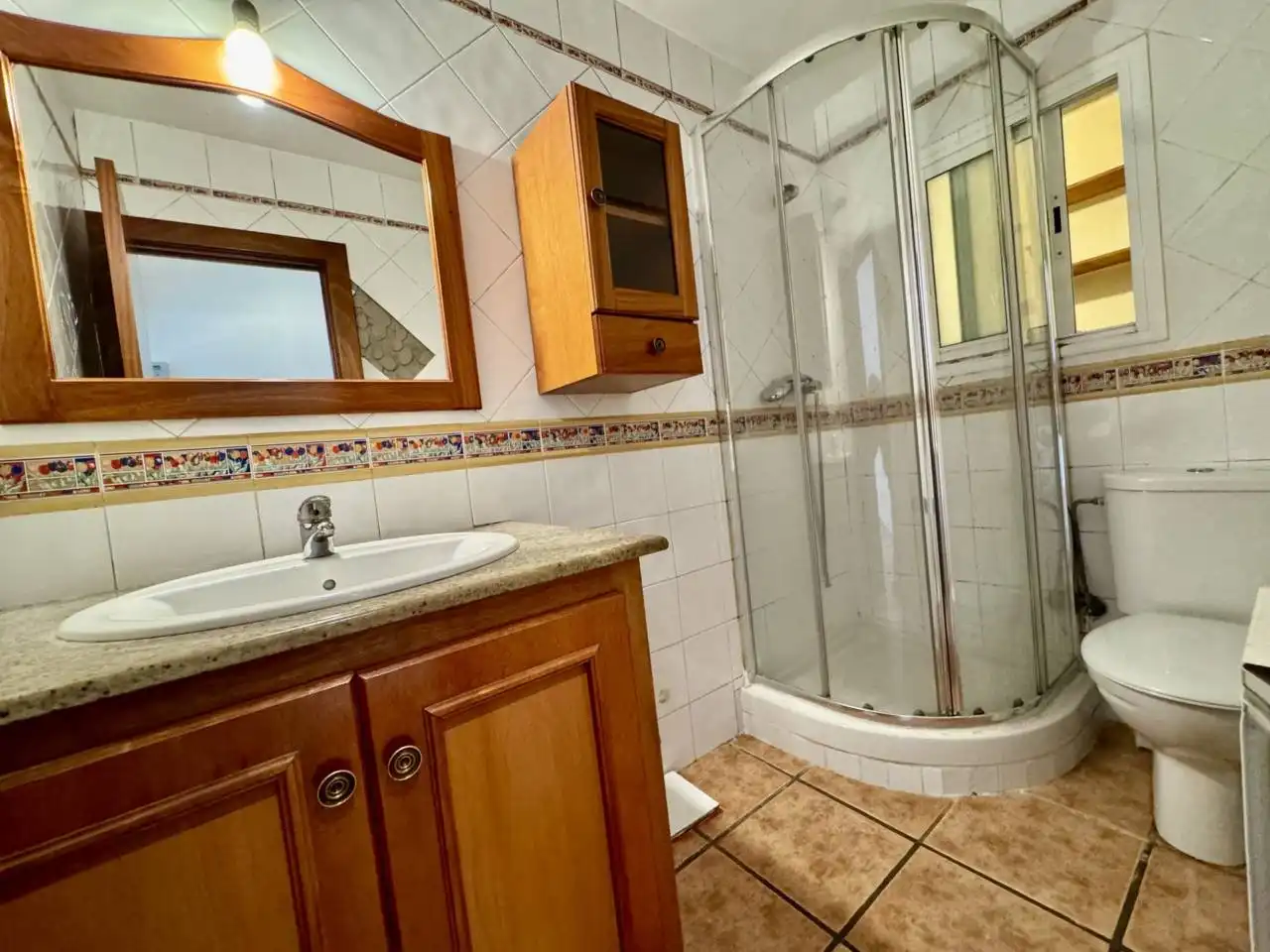 Baño de Apartamento en venta en La Roca del Vallès con Calefacción