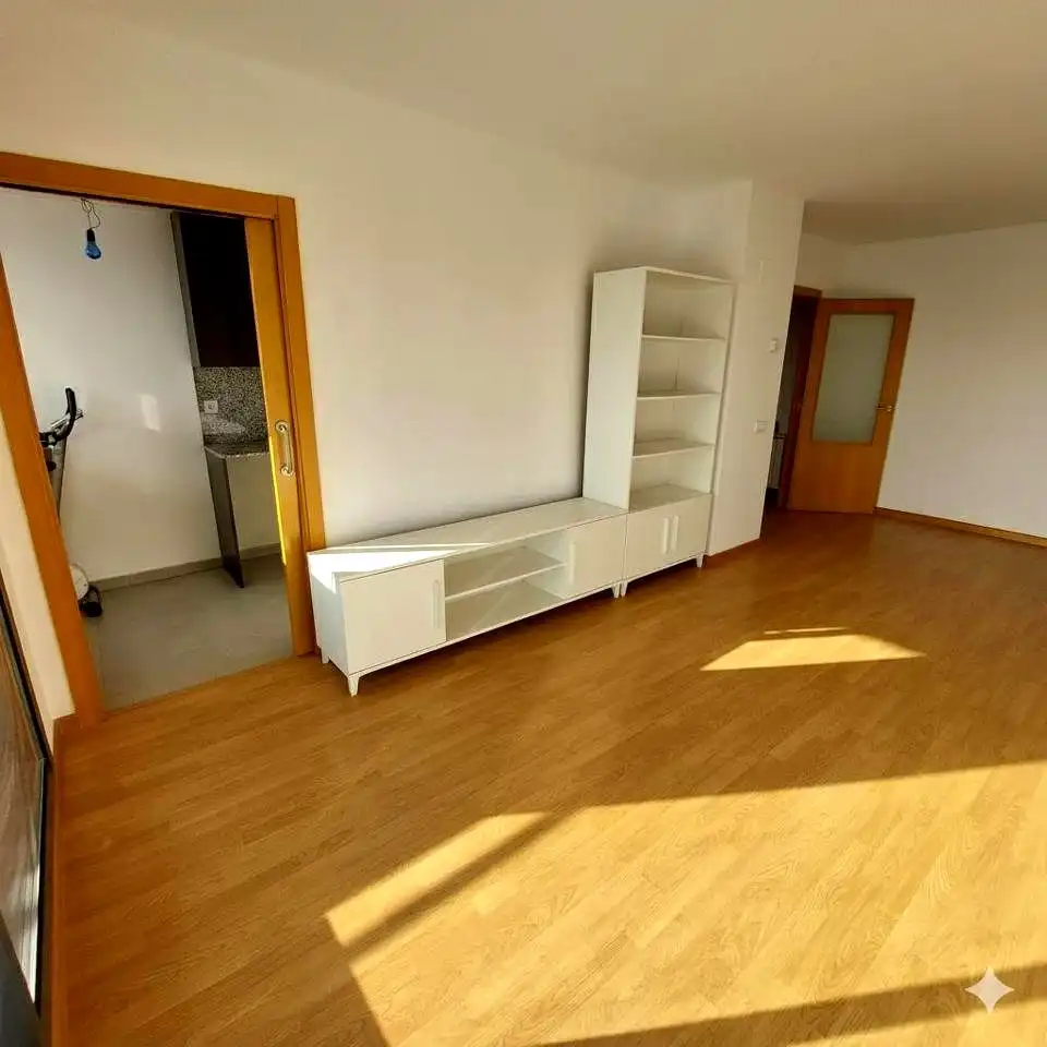 Sala de estar de Piso en venta en Vilafranca del Penedès con Calefacción, Parquet y Terraza