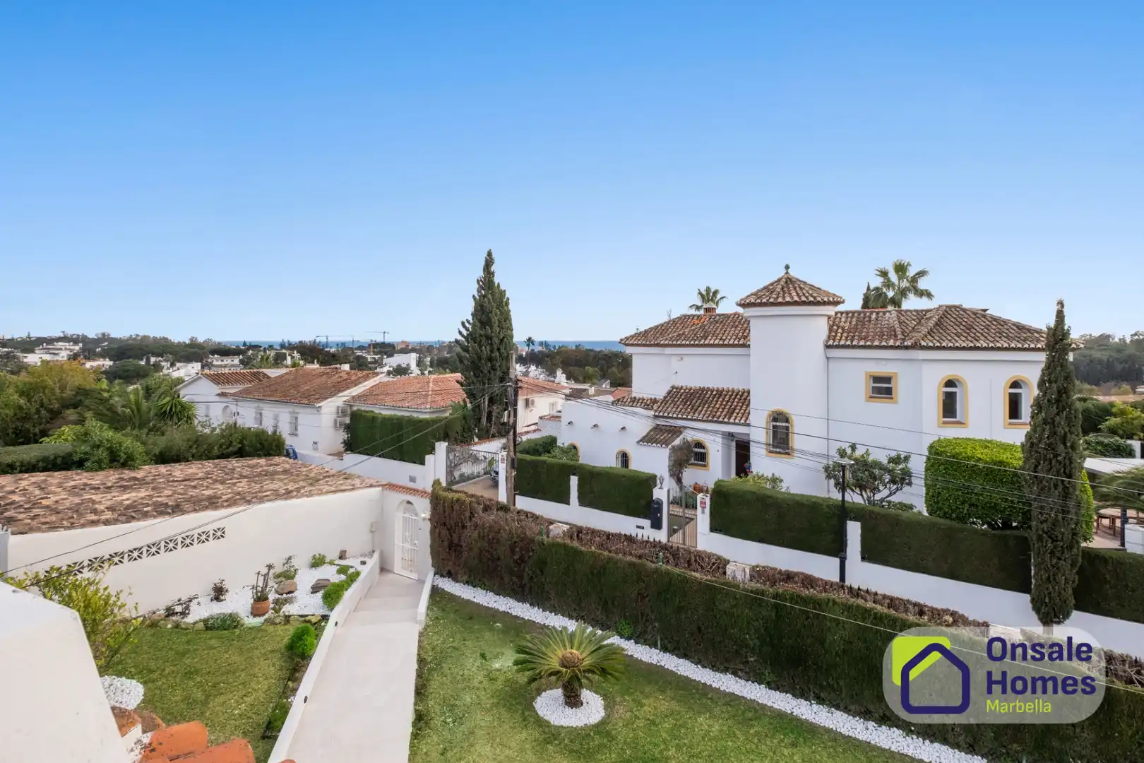 Exterior view of Houses for sale in Marbella  with Air Conditioner, Private garden and Terrace
