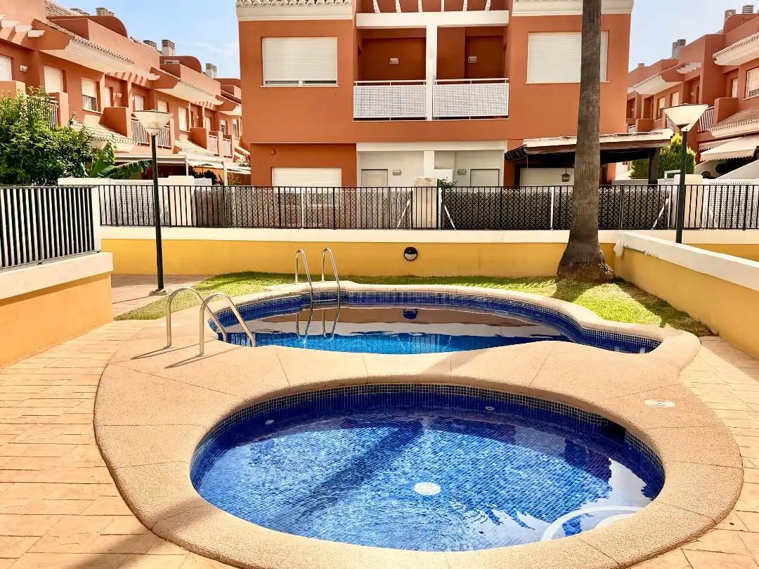 Apartament amb piscina en venda a Calle Jose de Espronceda 26, imagen 2