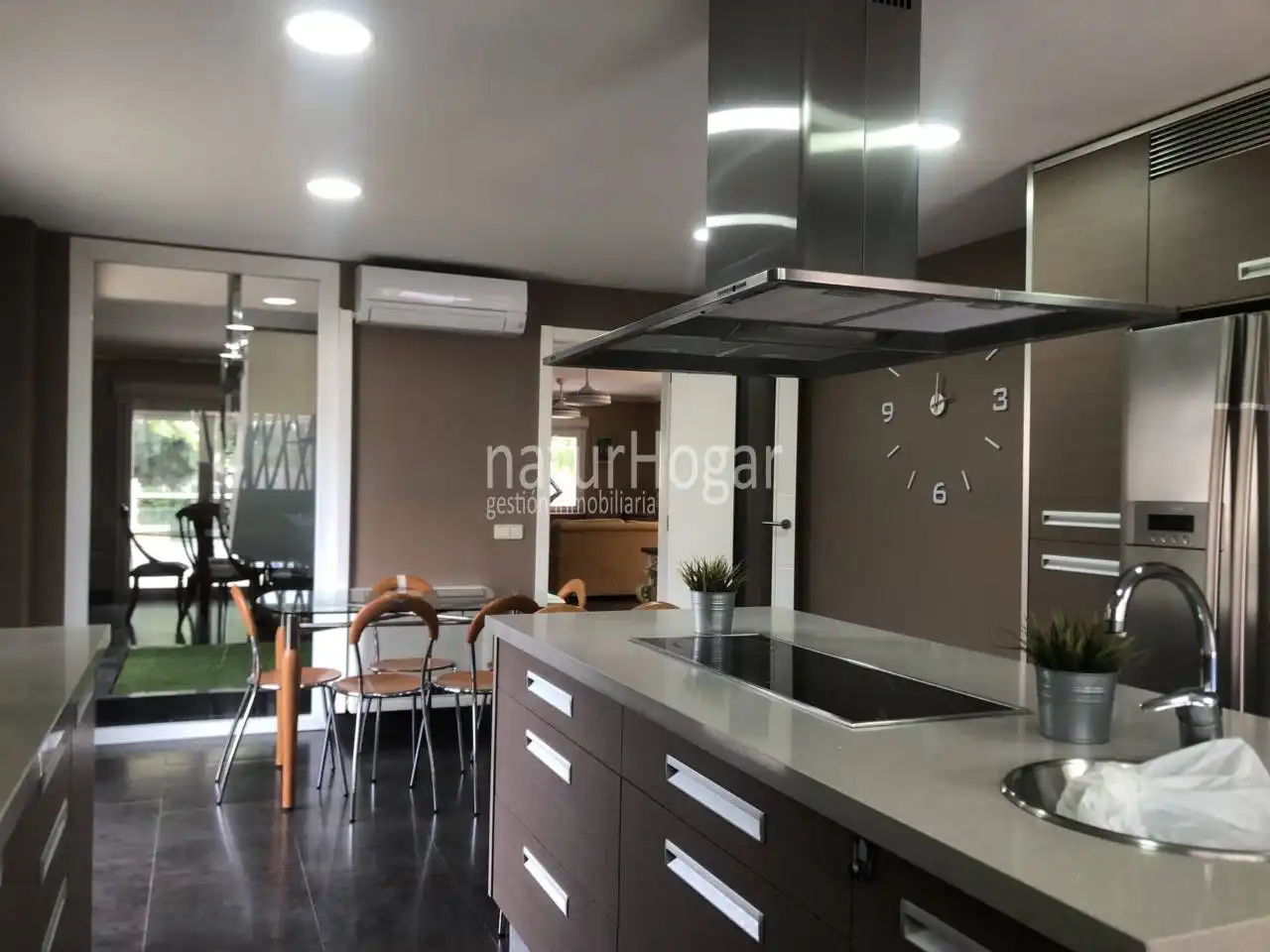 Cocina de Casa o chalet de alquiler en Paterna con Aire acondicionado, Calefacción y Jardín privado