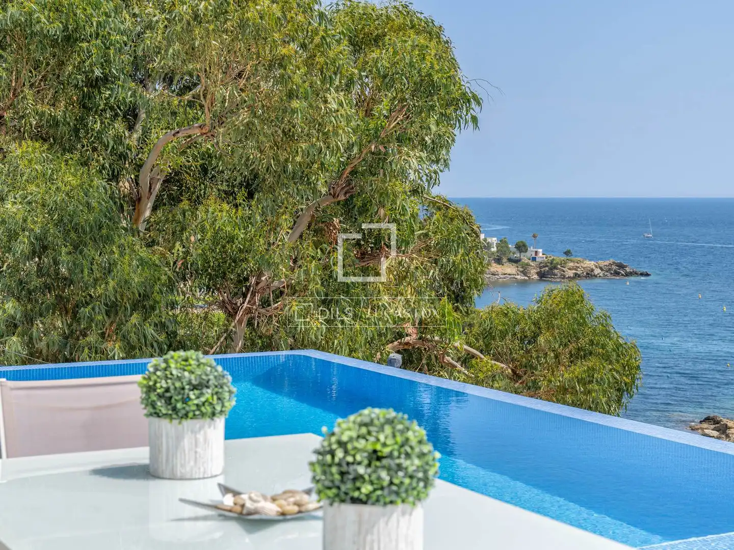 Piscina de Casa o chalet en venta en Roses con Aire acondicionado, Calefacción y Jardín privado