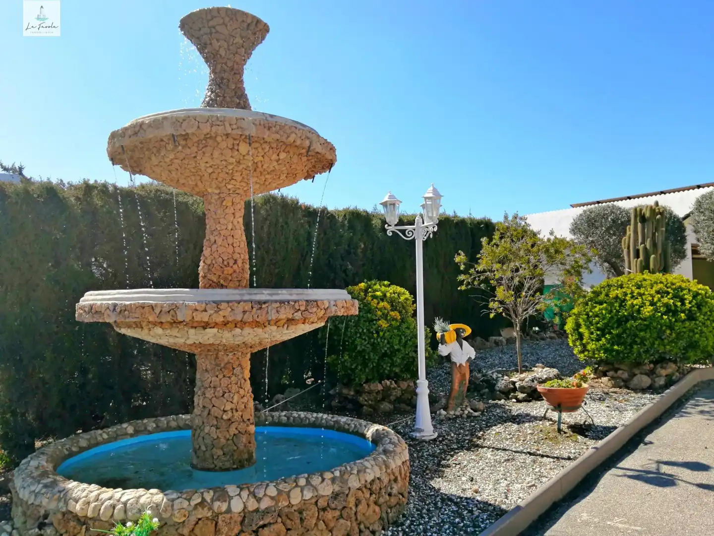 Jardí de Casa o xalet en venda en Loja amb Jardí privat, Terrassa i Traster
