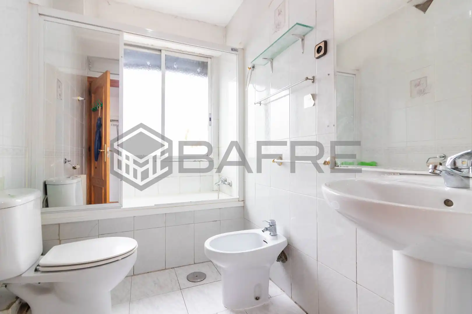Badezimmer von Wohnung zum Verkauf in Madrid