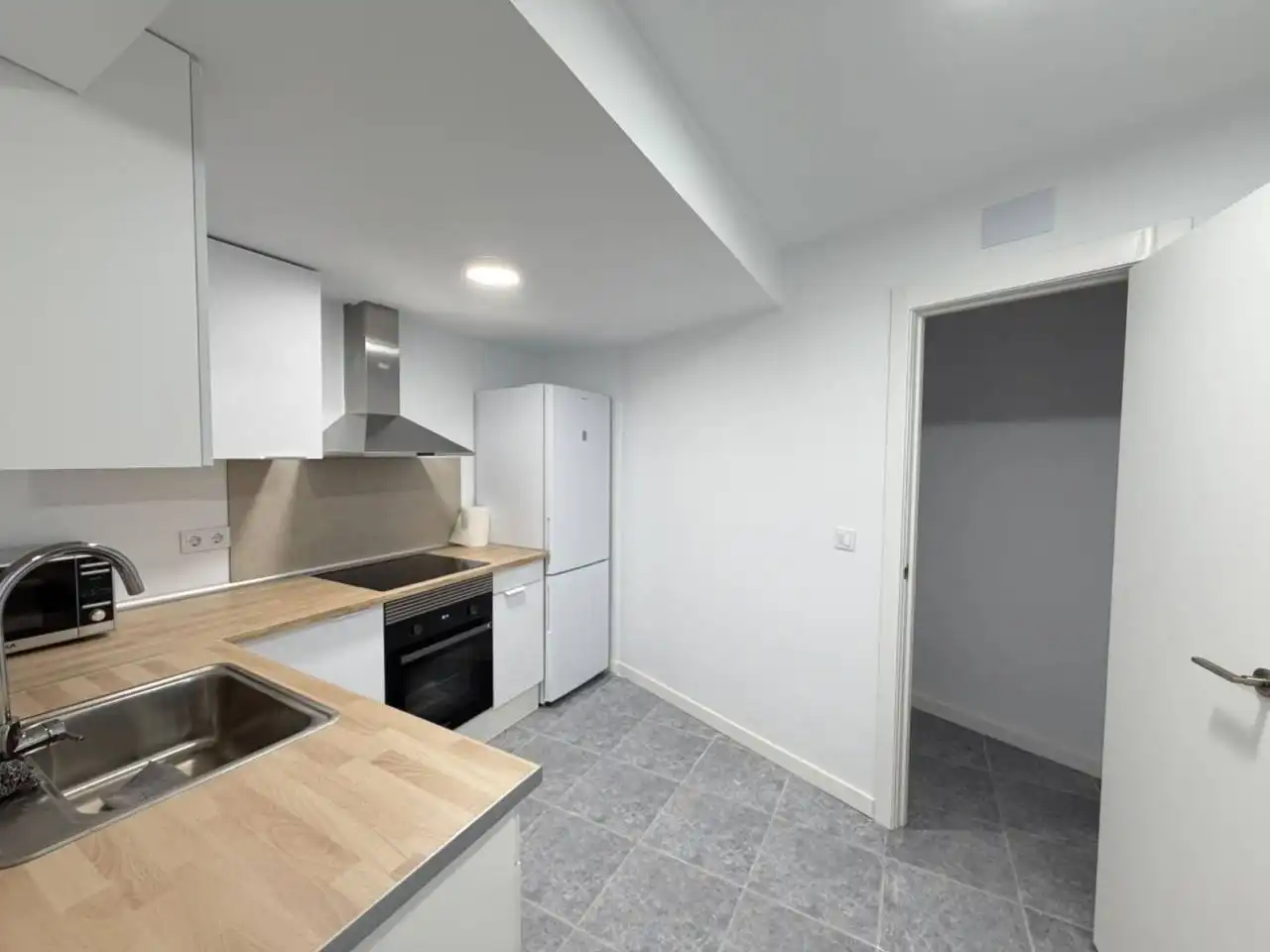 Kitchen of Flat for rent in La Vall d'Uixó  with Storage room and Furnished