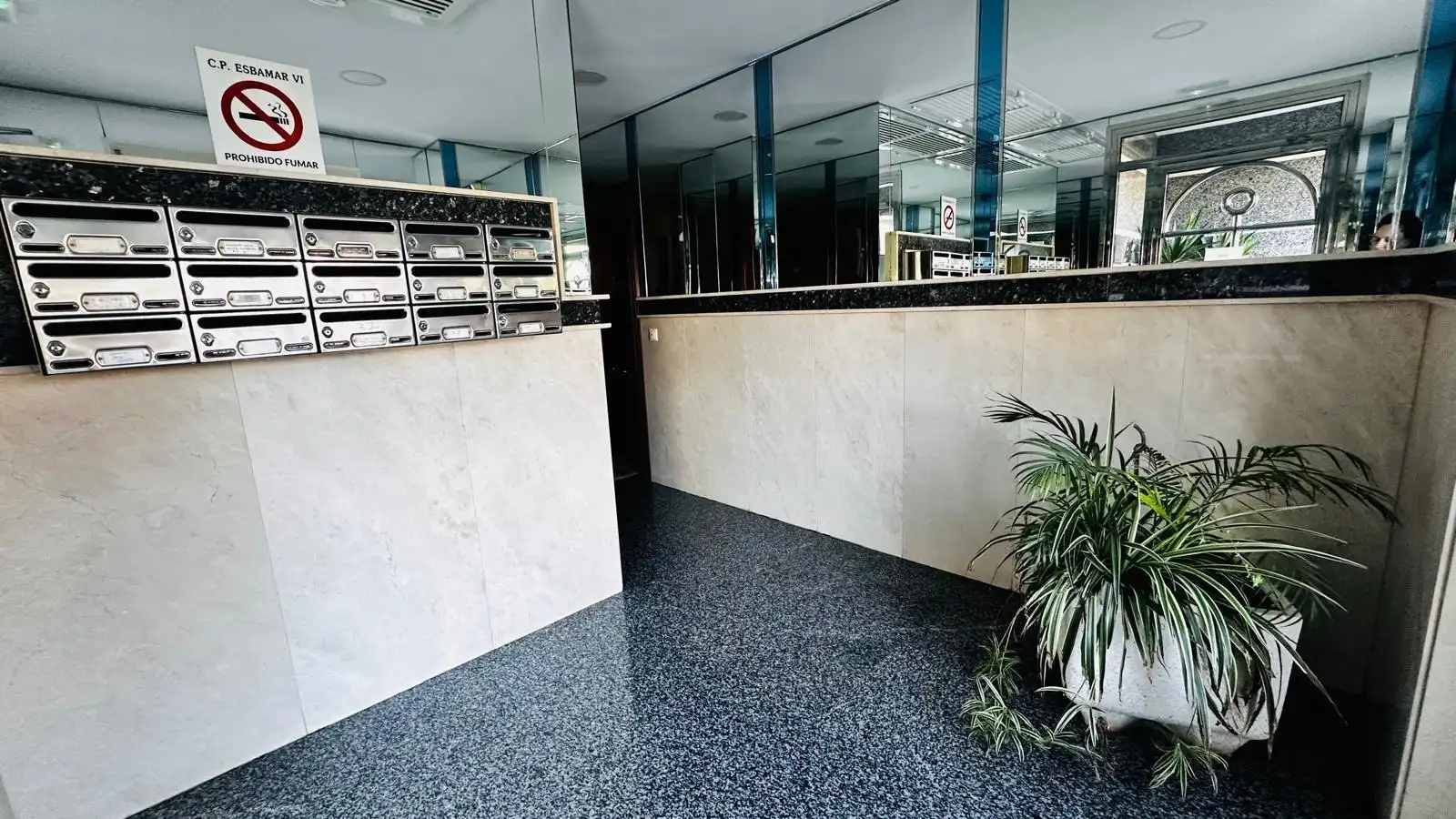 Flat for sale in Roquetas de Mar  with Air Conditioner, Terrace and Furnished