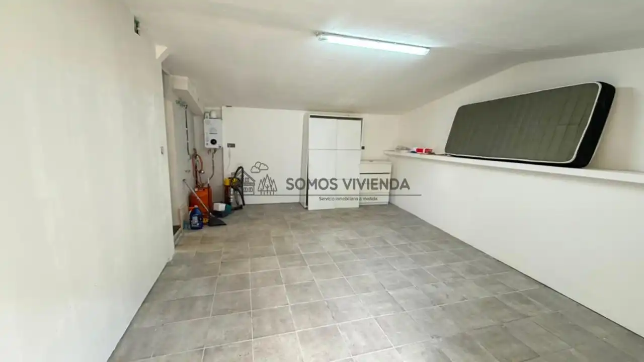 Casa o xalet en venda en Ourense Capital  amb Calefacció, Jardí privat i Terrassa