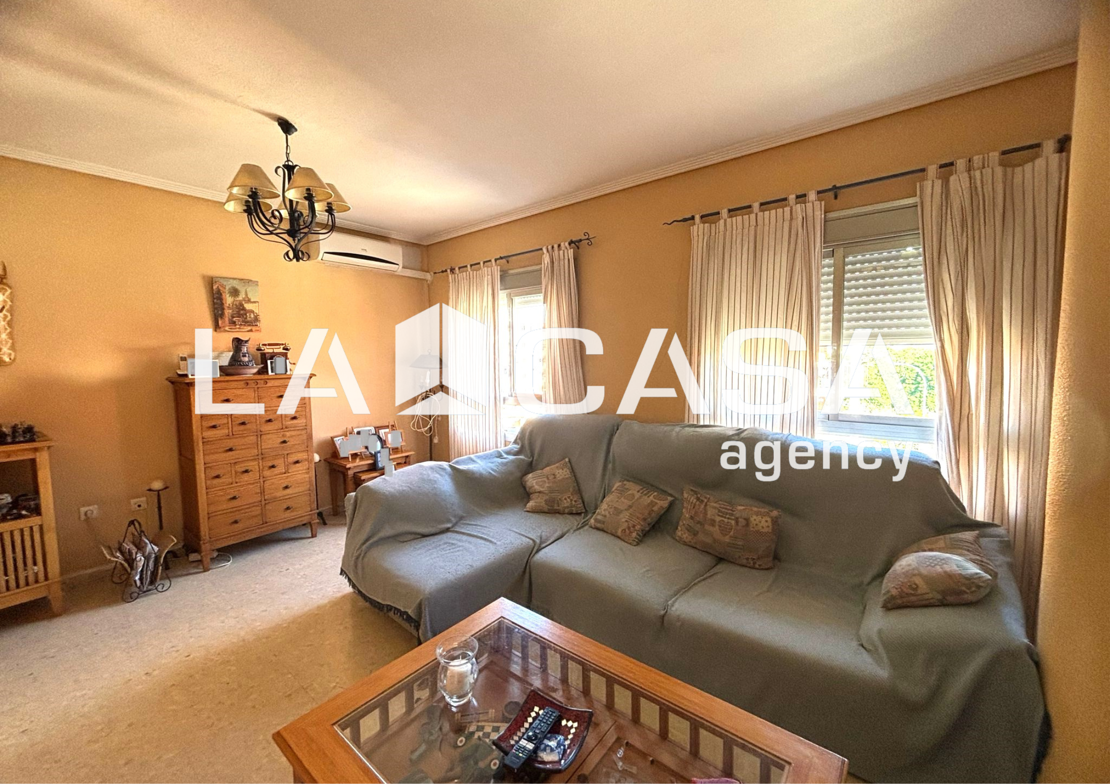 Exterior view of Flat for sale in  Sevilla Capital  with Swimming Pool