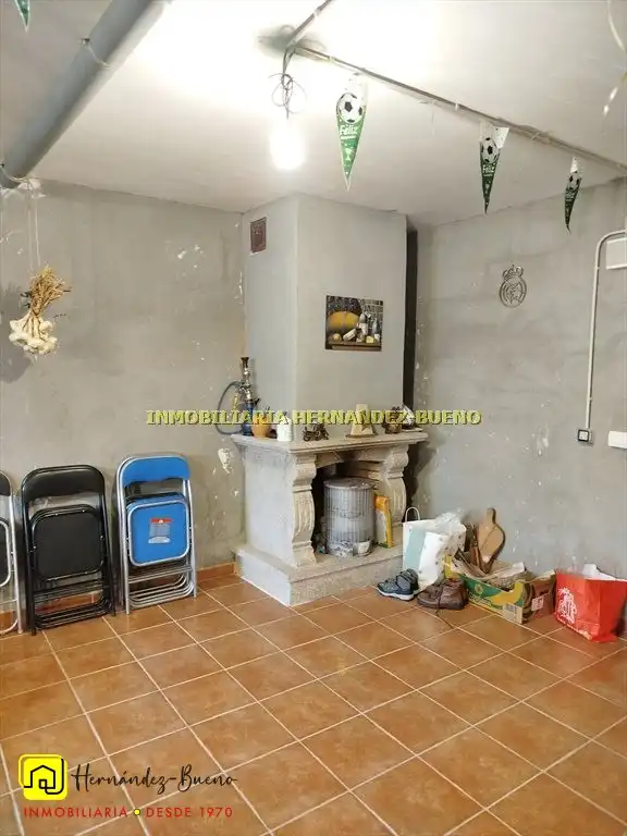 Casa o chalet en venta en Calvarrasa de Abajo con Calefacción, Jardín privado y Terraza