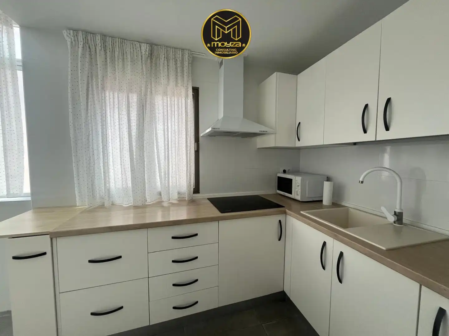 Appartamento con ascensore in affitto a San Bartolomé - Millán de Priego, imagen 2