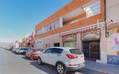 Vista exterior de Casa o xalet en venda en  Almería Capital