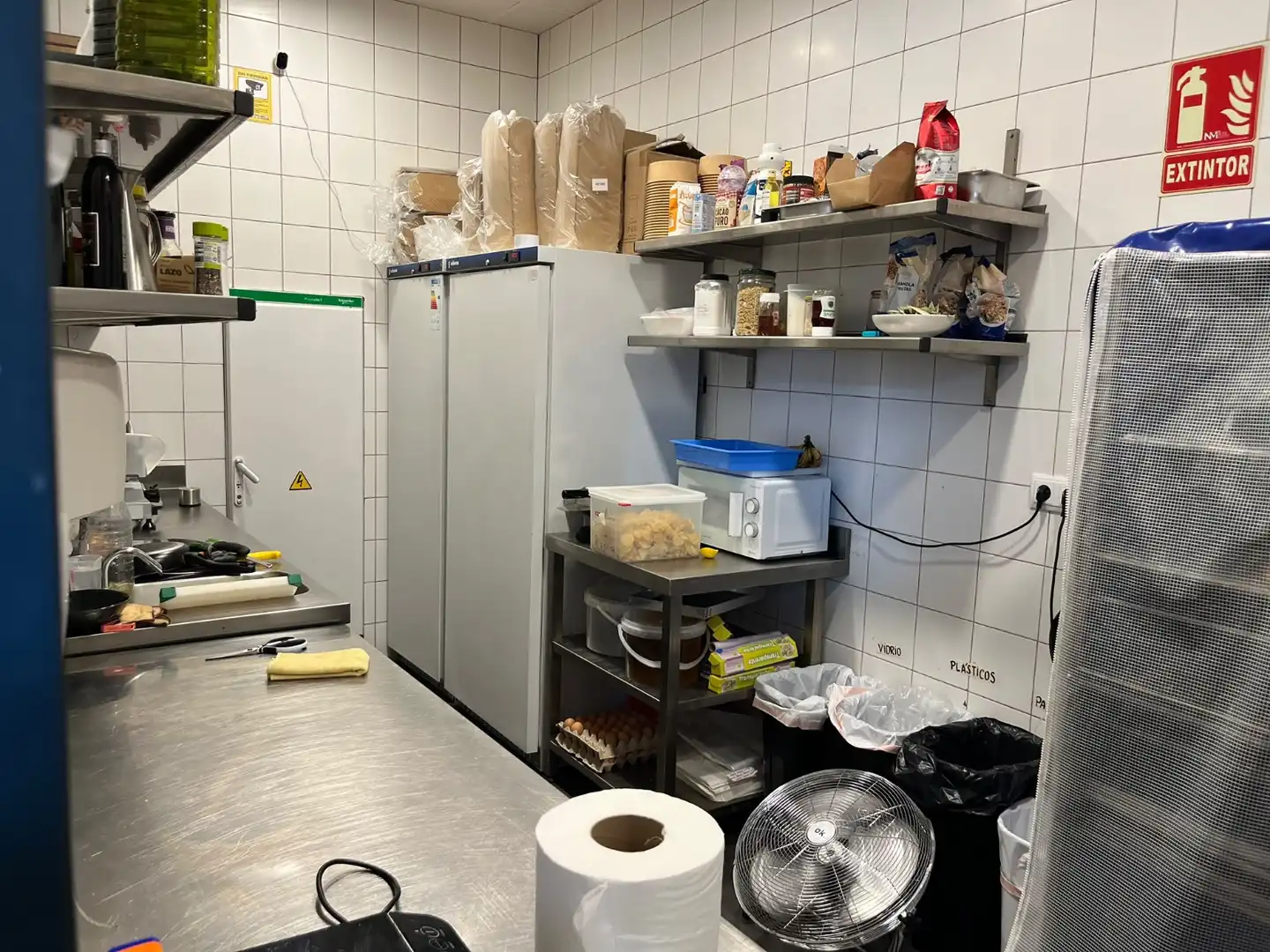 Business premises for transfer in Sant Martí, imagen 4