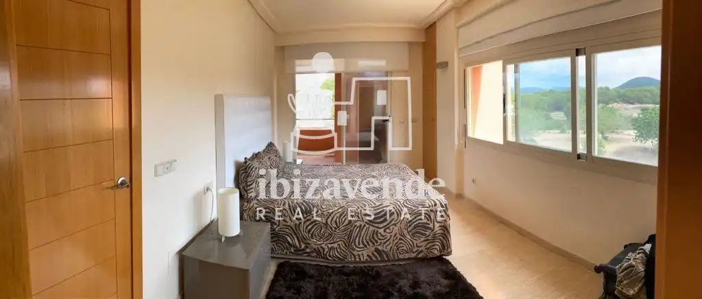 Dormitori de Pis en venda en Santa Eulària des Riu amb Aire condicionat, Calefacció i Terrassa