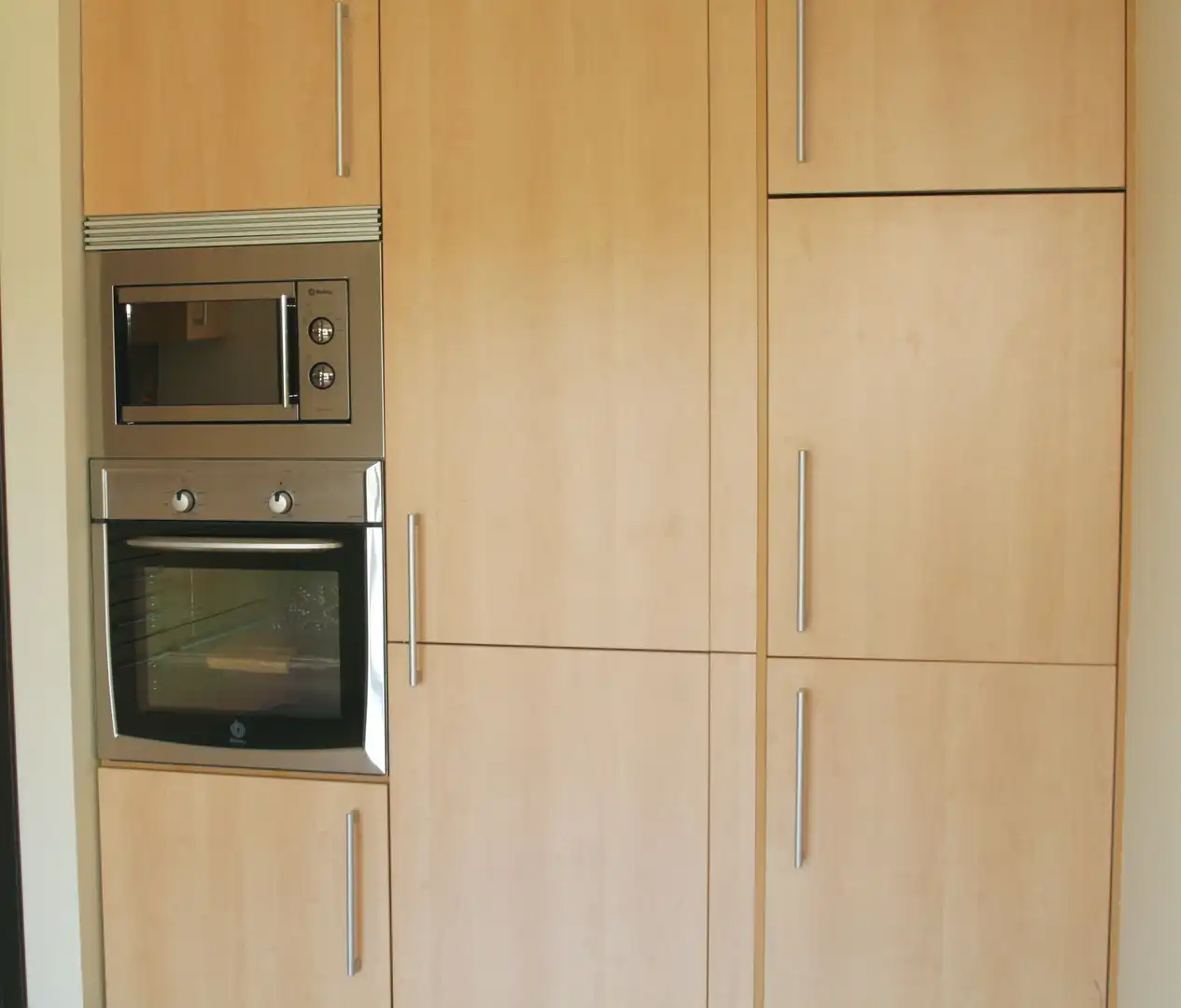Cuina de Casa o xalet en venda en Marbella amb Aire condicionat, Calefacció i Jardí privat