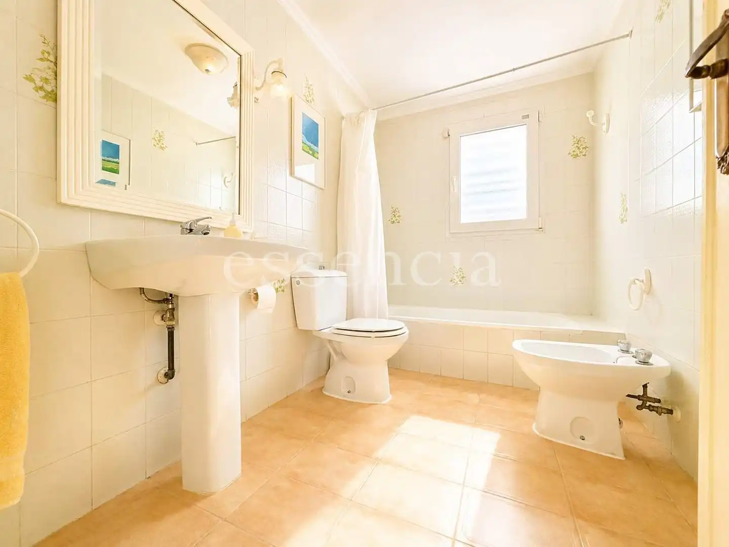 Bathroom of Houses for sale in Gandia  with Terrace, Swimming Pool and Balcony