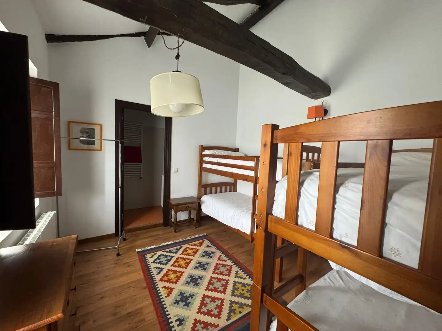 Dormitori de Casa adosada en venda en Llanes amb Calefacció, Jardí privat i Parquet