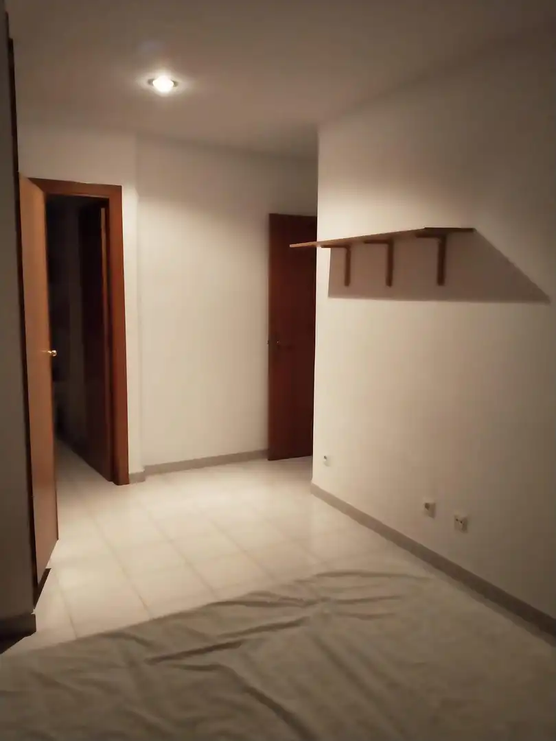 Flat for rent in Girona  with Furnished