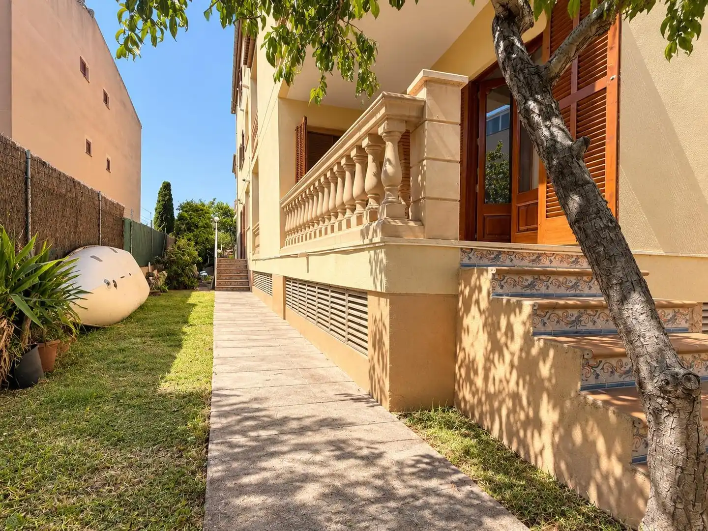 Vista exterior de Planta baixa en venda en Inca amb Calefacció, Jardí privat i Terrassa